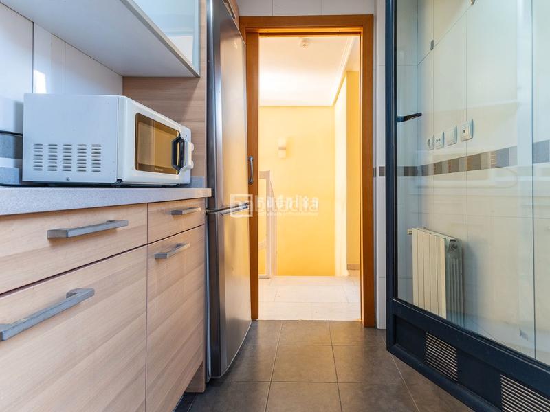 Foto 11b31d1b-f421-4ffc-9c93-eb22cd329c07. Dúplex atico duplex en venta en av. francia en Penya-Roja - Avda. Francia Valencia