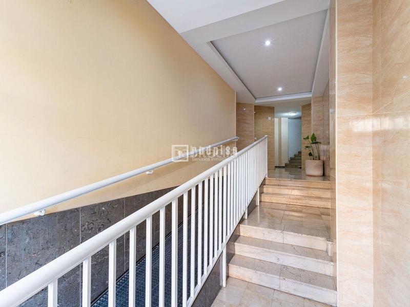 Foto dce48560-1c32-4bb0-aae0-6321eeec047a. Etagenwohnung in L´Illa Perduda Valencia