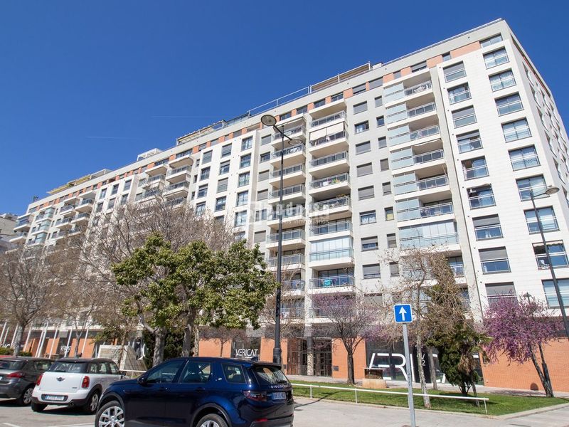 Foto f4cd2f93-6d56-4892-ab20-198ac3507e59. Location parking voiture dans Penya-Roja - Avda. Francia Valencia