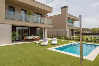 Haus  Carrer de sant domnech. Exclusiva promocin de obra nueva con viviendas de alta gama en