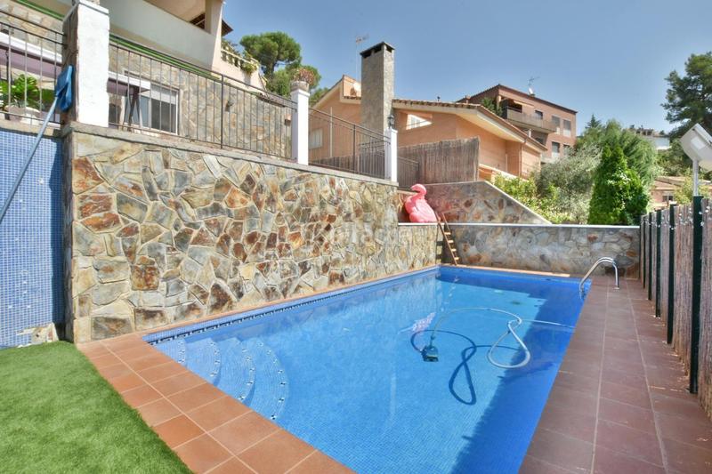 Foto 891c6941-a0bc-4543-8a95-8f20ed544b9c. Casa amb calefacció aparcament piscina a Ullastrell