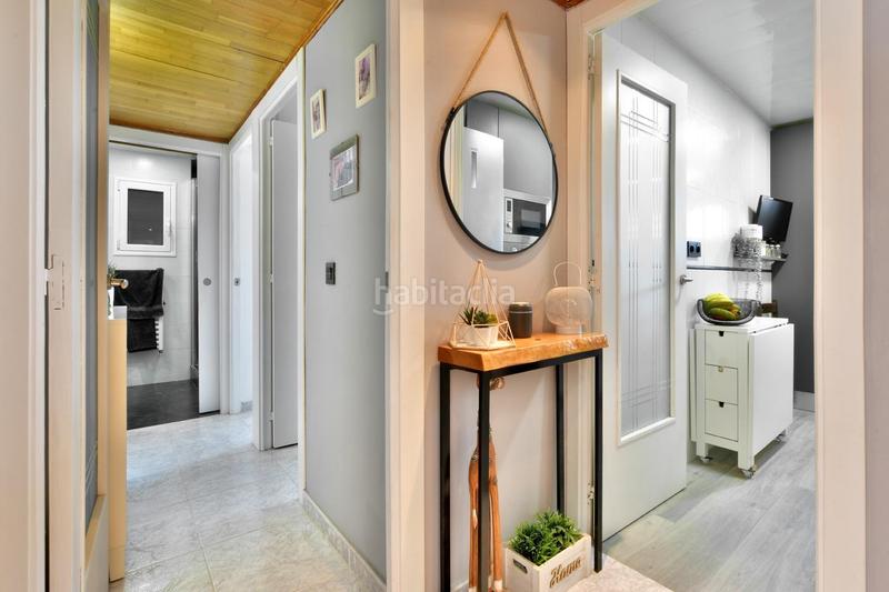 Foto 2405235f-24ea-48a5-9dd8-6805b8f8a057. Flat with heating in Can Cuiàs Montcada i Reixac