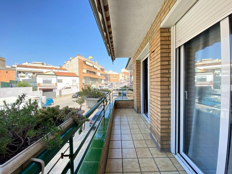 Foto 17ec57e3-ca55-4fc2-963f-f543547c7fc5. Chalet en Ca n´Oriol Rubí