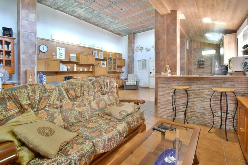 Foto 476ab8fa-0804-47f6-9e83-e9885df5c7a5. Chalet mit pool in Ullastrell