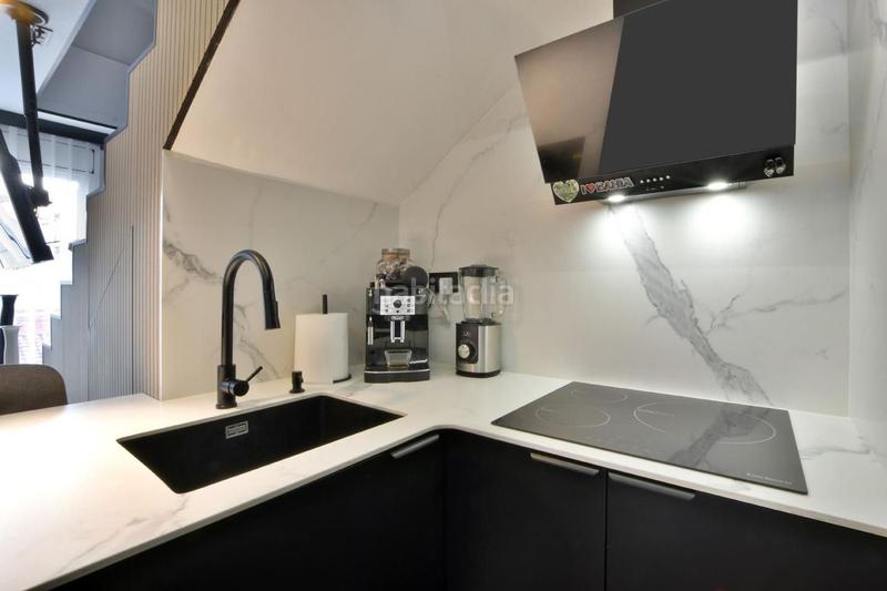 Foto 4b5d9d35-ee95-44c6-88aa-b2faa10437b8. Zweistöckige wohnung mit parking in Egara Terrassa