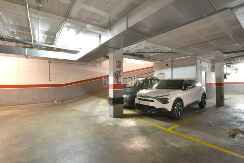 Foto 5dde2ee8-6738-4654-bcc5-ef701f08e17c. Zweistöckige wohnung mit parking in Egara Terrassa