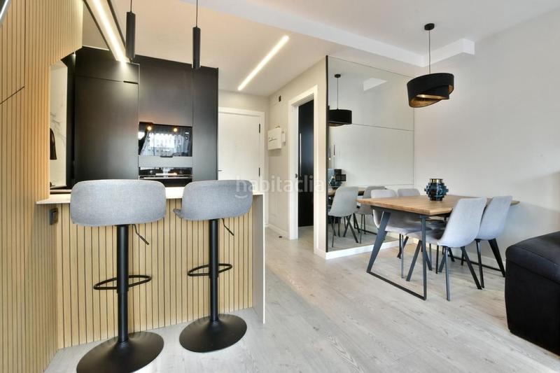 Foto 6eca8741-5f3e-45de-a51d-1893c2817bd4. Zweistöckige wohnung mit parking in Egara Terrassa