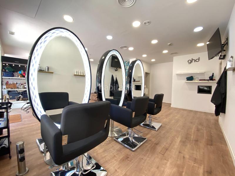 Foto a7395555-ba3c-40d3-955d-365f0003f8bb. Lloguer local comercial a Barri del Centre Terrassa