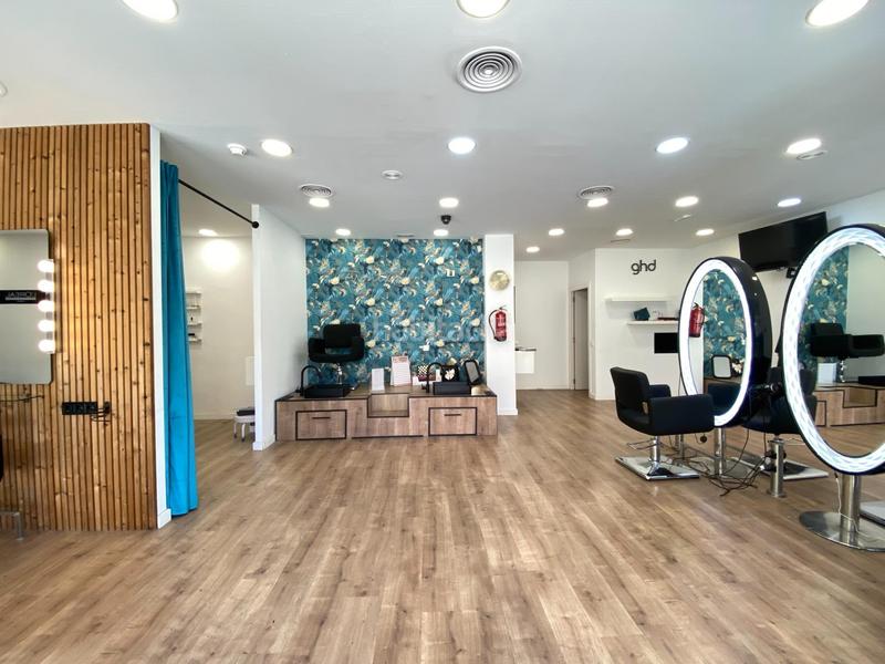 Foto 2cd84248-f80d-4d34-9a40-7bd88e7d999e. Location local commercial dans Barri del Centre Terrassa