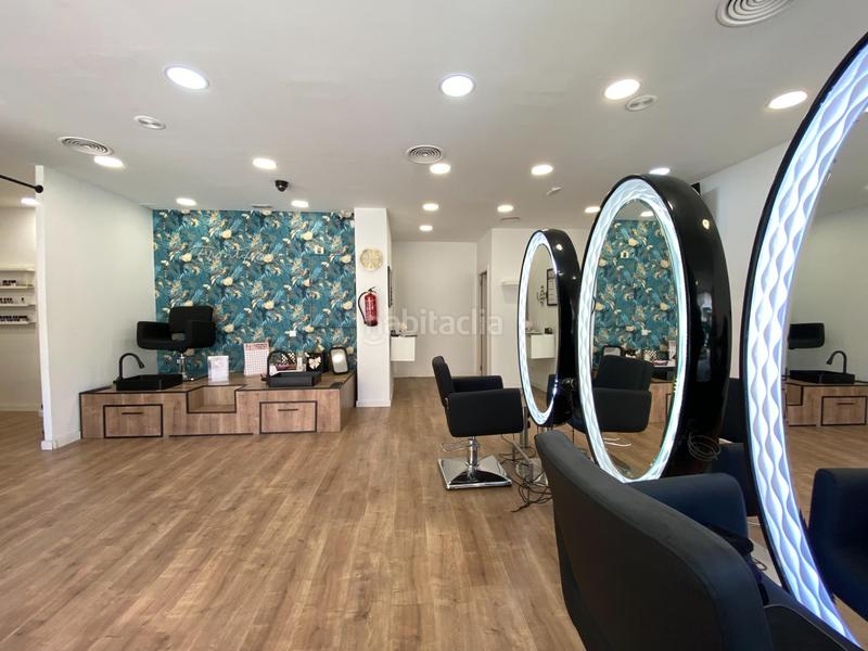 Foto 987a052d-fc80-4cba-8d3b-38dd8c2a2da0. Traspàs local comercial a Barri del Centre Terrassa