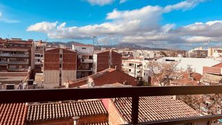 Flat  Dr. salva,del. Piso exterior con 2 balcones y vistas a la mola en ca naurell