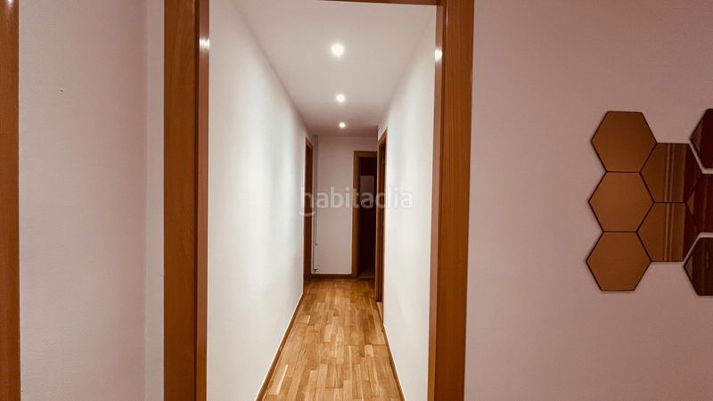 Foto af926088-f976-484c-88b5-ce30f279b6a9. Pis amb calefacció a Ca n'Aurell Terrassa
