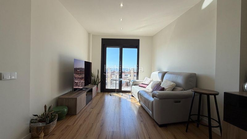 Foto 9c5feede-df57-4c58-989f-4ea7ddf678e4. Pis amb aparcament a Ca n'Aurell Terrassa