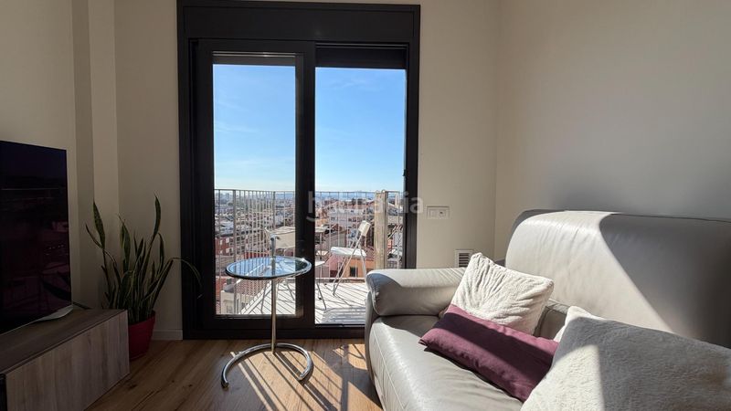 Foto bc7d68e7-d6cc-4715-a5d1-44802ae35b6c. Pis amb aparcament a Ca n'Aurell Terrassa