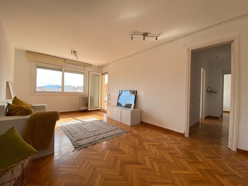 Foto e5f4c453-6c9b-4f5b-8034-2f09cbdea2bd. Pis a San Pere Terrassa
