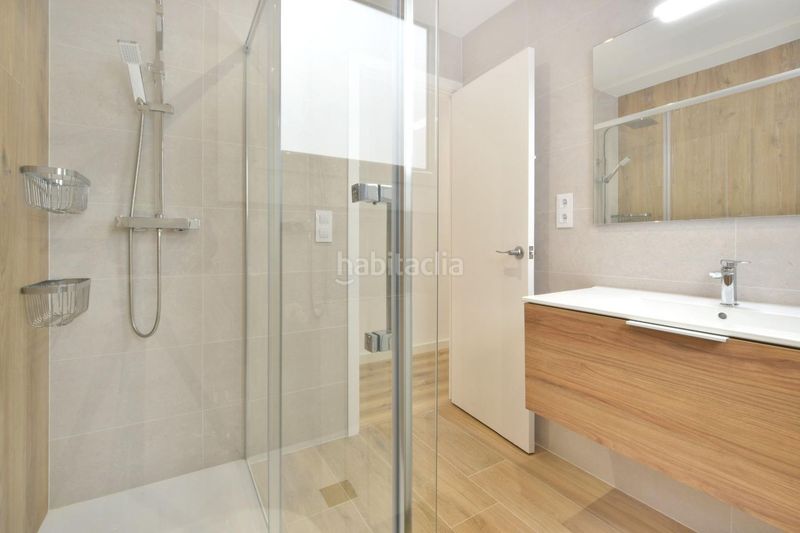 Foto f177cc8b-aad0-4b6e-a933-75b0eb9c829c. Chalet en San Pere Terrassa