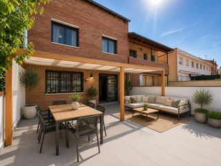 Reihenhaus in Viladecavalls. Casa con ascensor, buhardilla y garaje para 5 coches en zona res