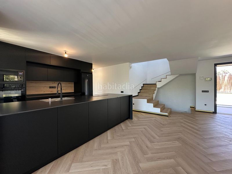 Foto 1c31358b-9735-402f-a91a-8c587319e6ed. Casa amb aparcament piscina a Cunit residencial Cunit