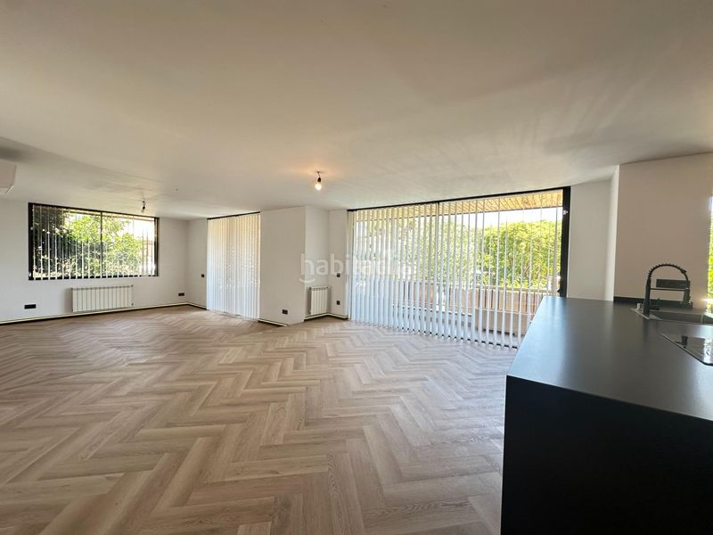 Foto 3d2dd23f-9849-4597-b94d-1ddf4c949ac1. Casa amb aparcament piscina a Cunit residencial Cunit