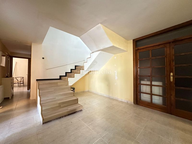 Foto 7c42aa76-a535-45c7-9ef3-84e63b4a8a5b. Casa amb aparcament piscina a Cunit residencial Cunit