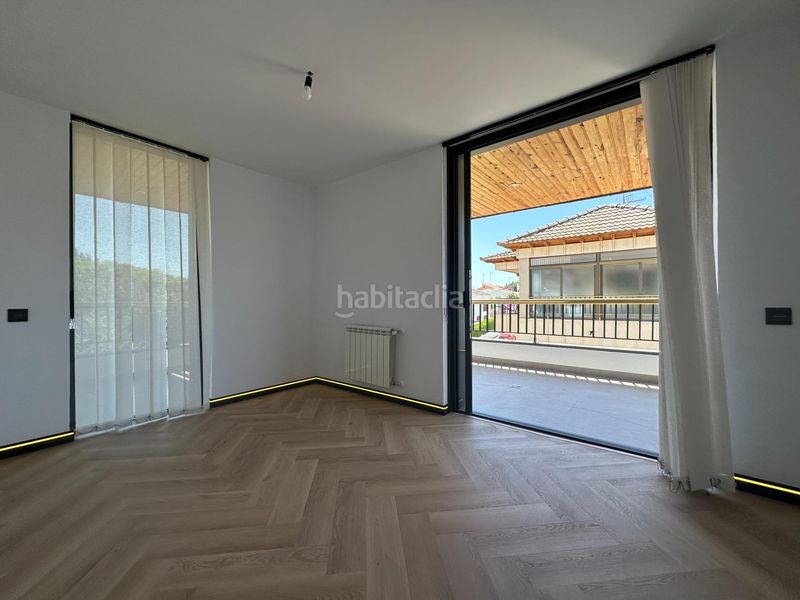 Foto 9a1a424f-1be2-4206-ac54-c415329fbc9a. Casa amb aparcament piscina a Cunit residencial Cunit