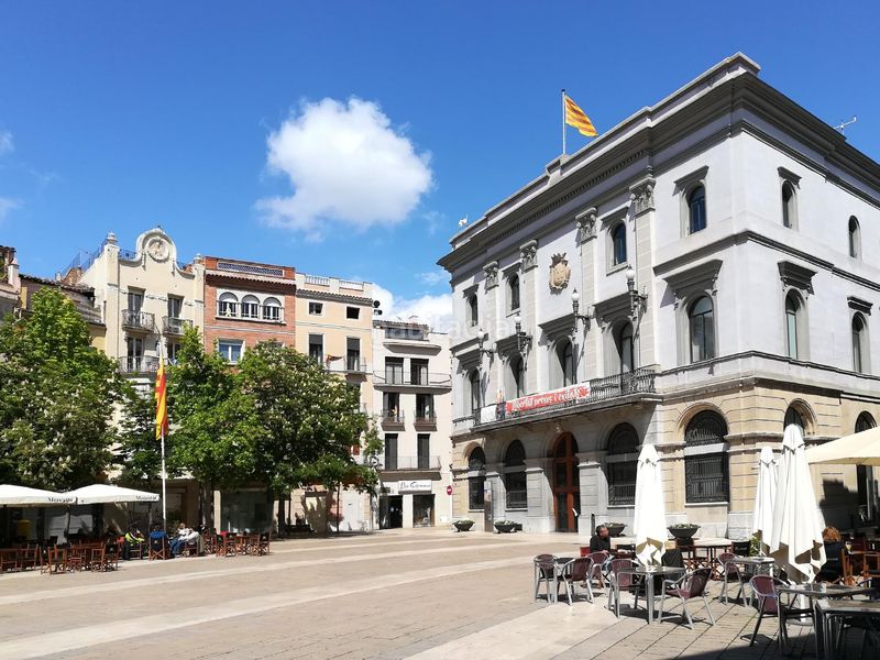 Foto c3f8d075-f58d-48b6-840e-fff422c099bb. Pis a Centre Igualada