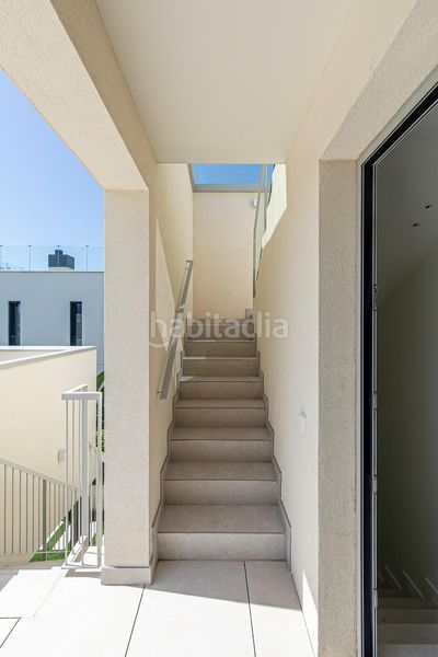 Foto 3d942d84-5ab5-4374-aff0-aedf8e5de126. Xalet amb calefacció aparcament piscina a Can Pei Sitges