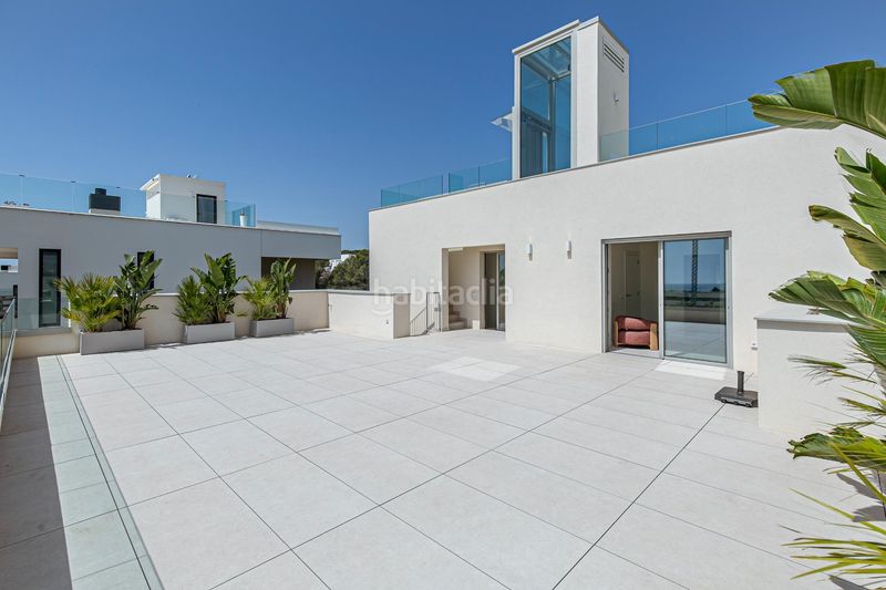 Foto 54464674-f961-49f1-a0ce-278d62018cf2. Xalet amb calefacció aparcament piscina a Can Pei Sitges
