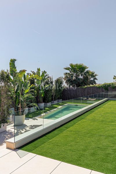 Foto b52c411d-5e84-459e-aa6f-b7f46ba28b9a. Xalet amb calefacció aparcament piscina a Can Pei Sitges
