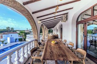 Xalet  Calle de la jara. Espectacular villa en benalmádena