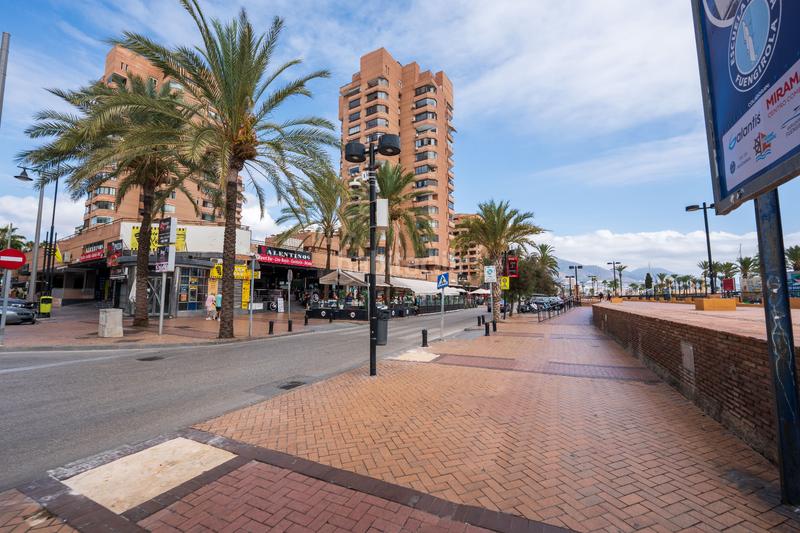 Foto 1c6ea9fa-8fa4-4d84-a235-854b968d9a60. Pis a calle jacinto benavente 9 a Puerto Deportivo Fuengirola