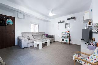 Appartement à Paseo gibralfaro 1. Dúplex reformado en torremuelle. renovated duplex for sale in to