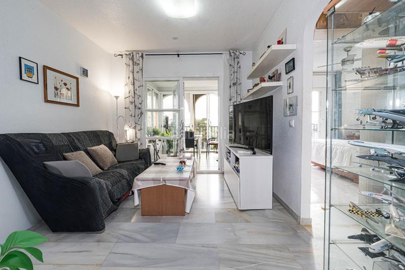 Foto f79f5d07-bfeb-4fa5-844b-cca862d37429. Pis a calle andalucía del faro 57 a El Faro de Calaburra - Chaparral Mijas