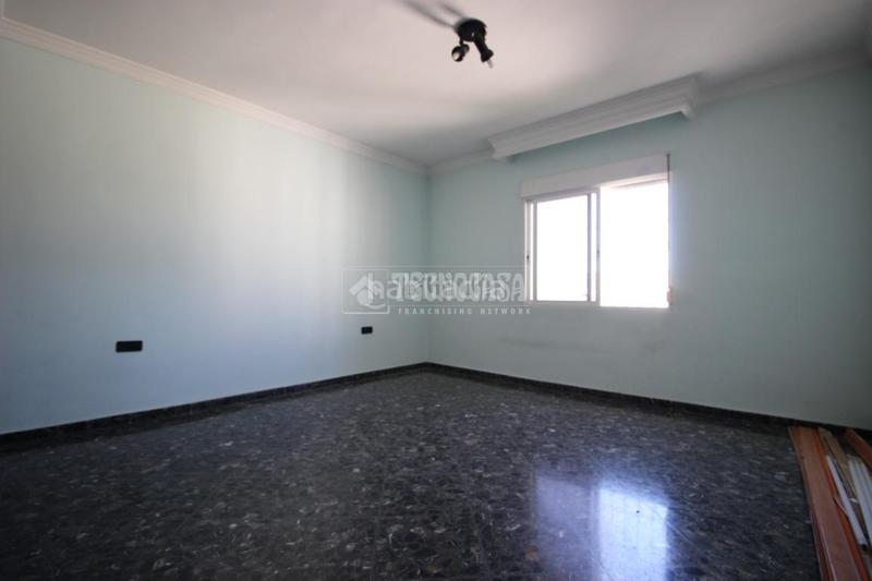 Foto 868fb546-4f85-48f7-8feb-10620ab28494. Casa bifamiliare in San Cayetano Churriana de la Vega