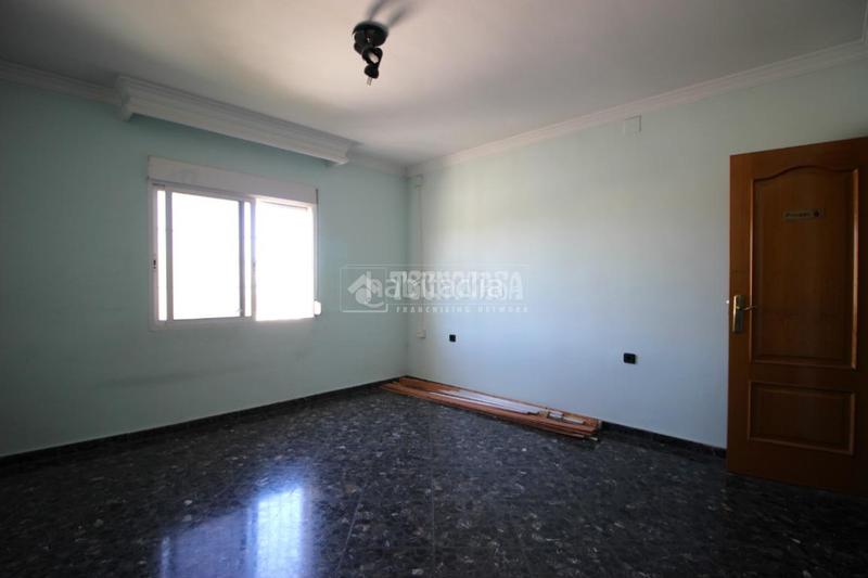 Foto f9888085-2454-4334-a24d-09a66de6a6c9. Casa bifamiliare in San Cayetano Churriana de la Vega