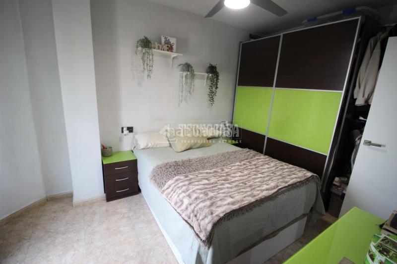 Foto 483d7dcc-fae3-4687-b277-2c129c76abb2. Appartamento con parcheggio in Parque de la Ermita Churriana de la Vega