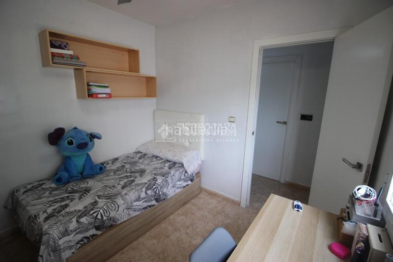 Foto 8b9eb685-e495-4e74-84a8-27d62ea1a26b. Appartamento con parcheggio in Parque de la Ermita Churriana de la Vega