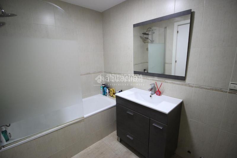 Foto f161c1c5-459e-4243-a6a2-6ccb1c777dc6. Appartamento con parcheggio in Parque de la Ermita Churriana de la Vega