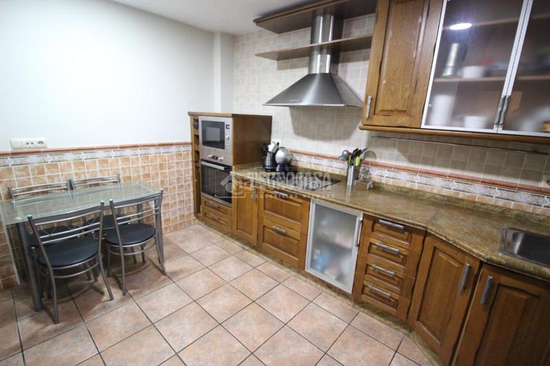 Foto 023b307b-c9e0-409a-a858-80d264cbd5b8. Casa pareada casa en venta en Casco Histórico Churriana de la Vega