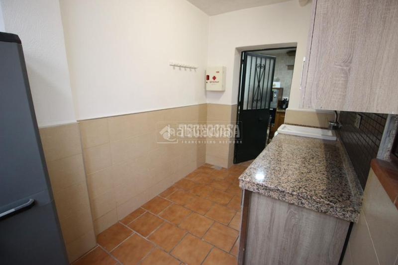 Foto 505b4c76-eb38-4728-b18d-5b8878d880c9. Casa pareada casa en venta en Casco Histórico Churriana de la Vega