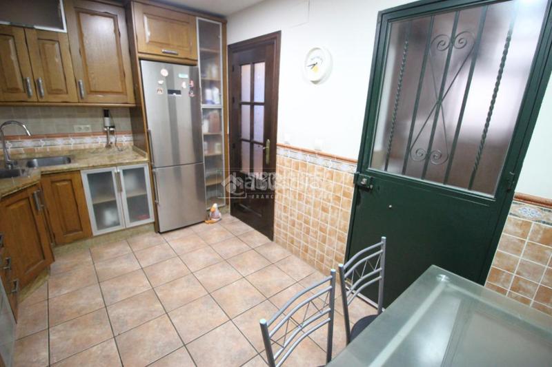 Foto 752d75f0-4b25-42e6-9209-7e9be30ac2f3. Casa pareada casa en venta en Casco Histórico Churriana de la Vega