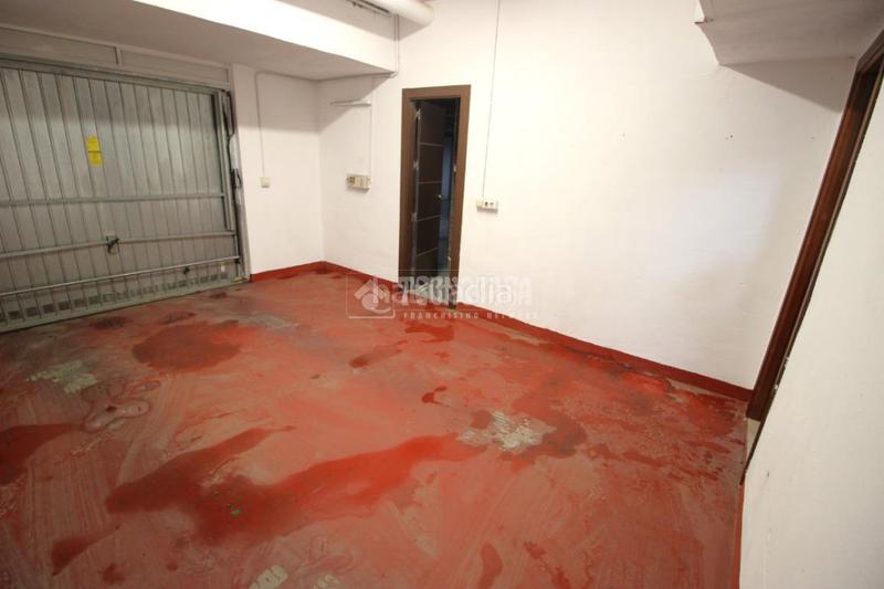 Foto c4351a66-b153-419a-b5ad-0f880df49c8f. Casa pareada casa en venta en Casco Histórico Churriana de la Vega