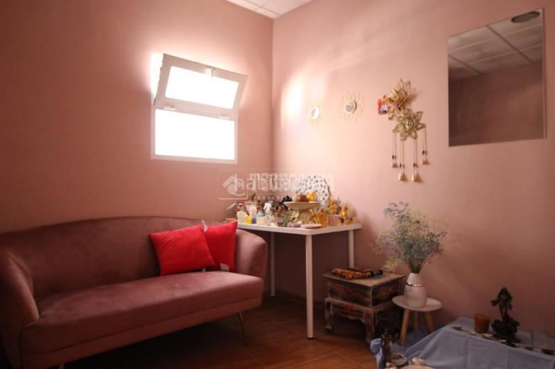 Foto 1ddf06ce-ecac-4203-98a9-6c5134c7bf7e. Locale commerciale in San Cayetano Churriana de la Vega