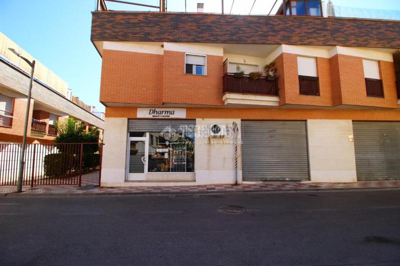 Foto f8196b82-e058-40e0-bee1-da8ad4bd3e45. Locale commerciale in San Cayetano Churriana de la Vega