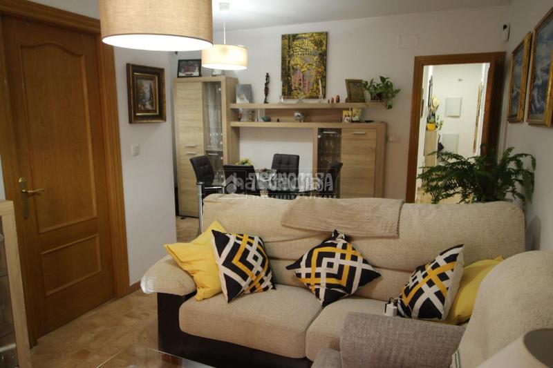 Foto 11d70cc4-eeb1-4eec-b718-f5d627062800. Àtic amb aparcament a Casco Histórico Churriana de la Vega