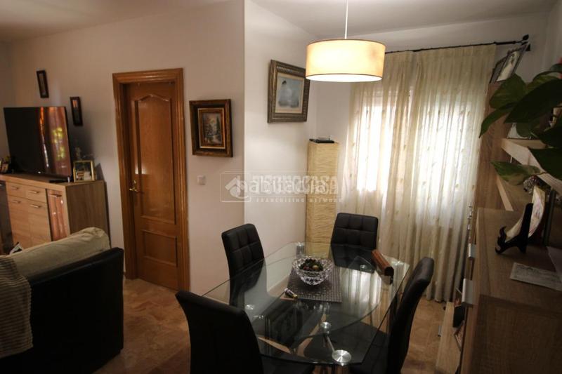 Foto c7d24243-395a-4ef0-b3f5-8ede87ef1c9d. Àtic amb aparcament a Casco Histórico Churriana de la Vega