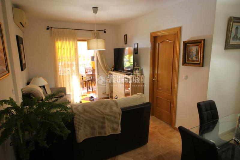 Foto c81c6044-9b88-4fbd-82a2-0b1e0452d59b. Àtic amb aparcament a Casco Histórico Churriana de la Vega