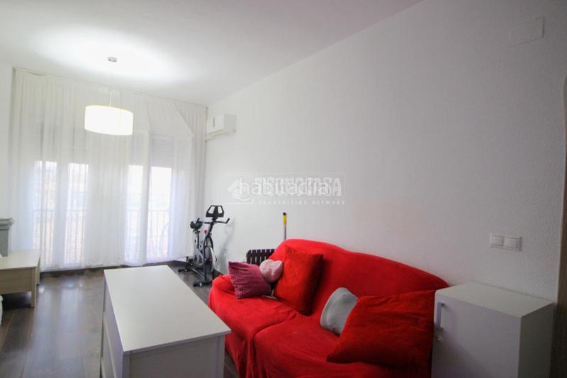 Foto 051bb4d6-6e35-4769-9f95-96c6c6c10e28. Piso  en venta en Casco Histórico Churriana de la Vega