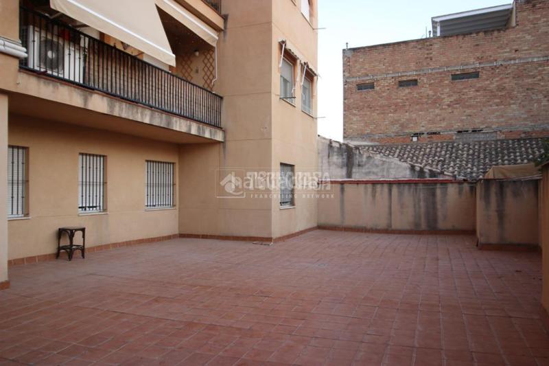 Foto 35529c0f-d3c2-401e-b044-6645cd5779a5. Piso  en venta en Casco Histórico Churriana de la Vega