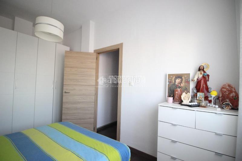 Foto a086331e-6d46-4fc5-998b-fb80394d8094. Piso  en venta en Casco Histórico Churriana de la Vega